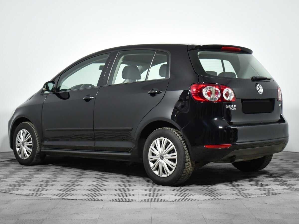 Volkswagen Golf Plus с пробегом — 2013 год. Фото: #6