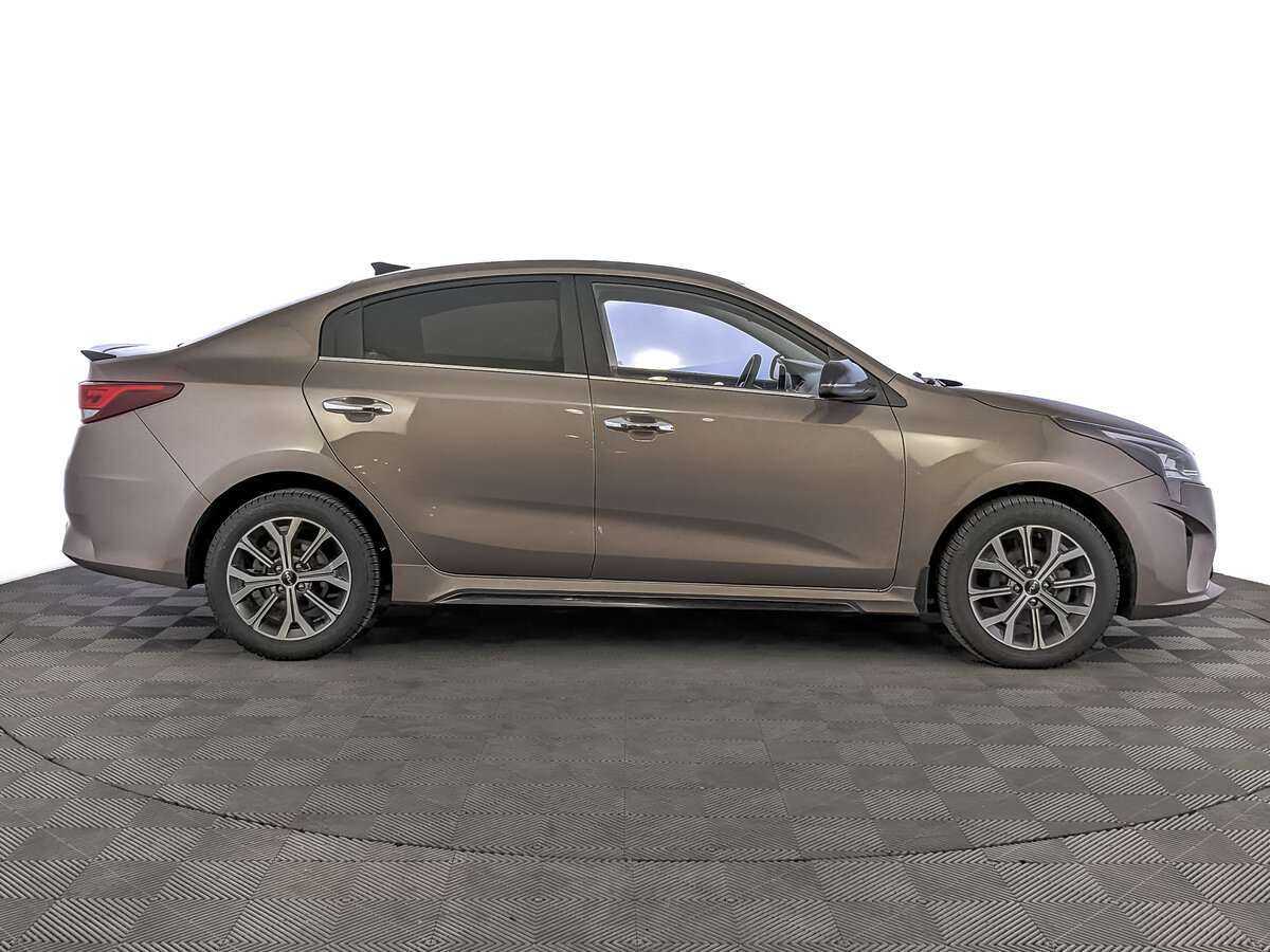 Kia Rio с пробегом — 2022 год. Фото: #3