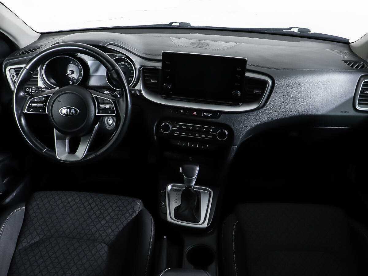 Kia Ceed с пробегом — 2021 год. Фото: #10