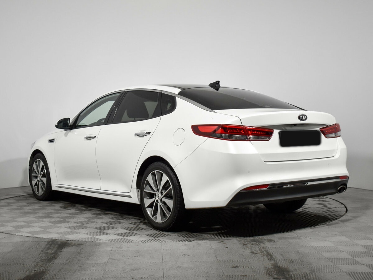 Kia K5 с пробегом — 2017 год. Фото: #5