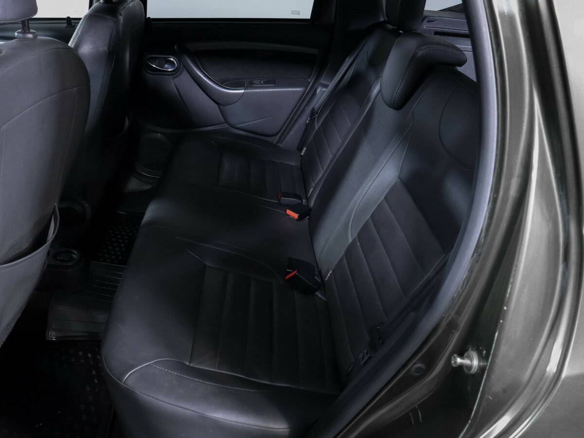 Renault Duster с пробегом — 2017 год. Фото: #7