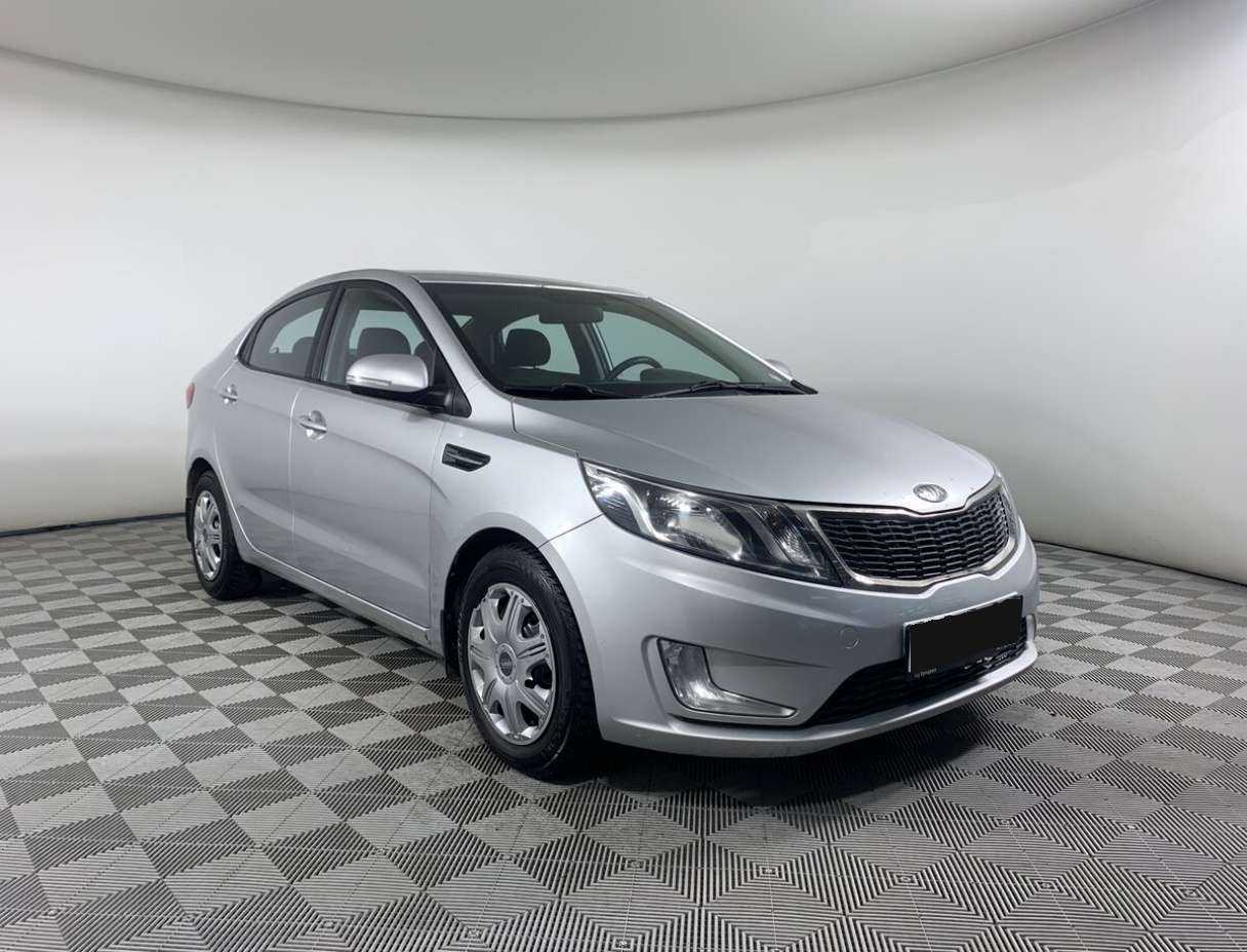 Kia Rio с пробегом — 2012 год. Фото: #2