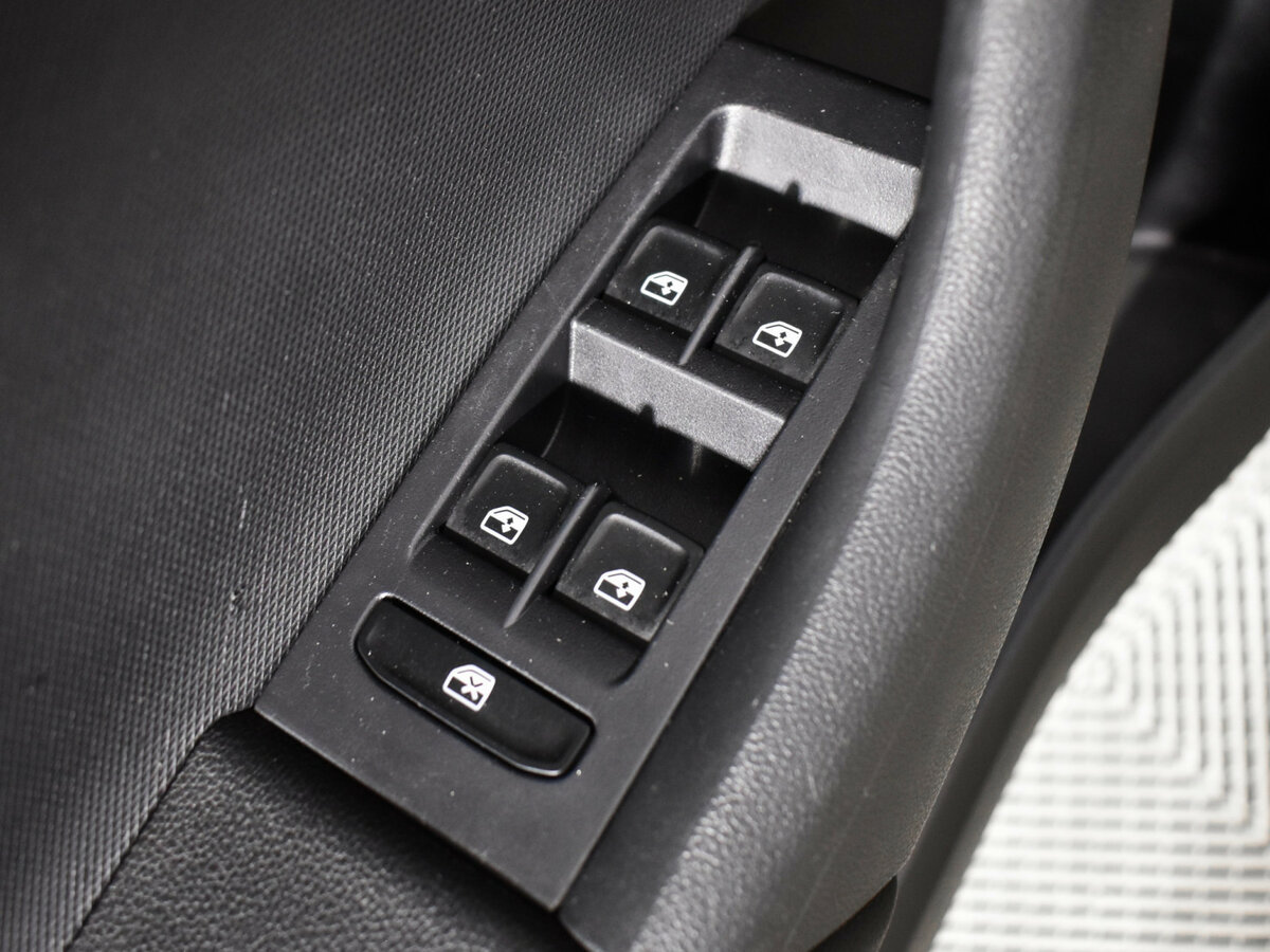 Skoda Rapid с пробегом — 2019 год. Фото: #14