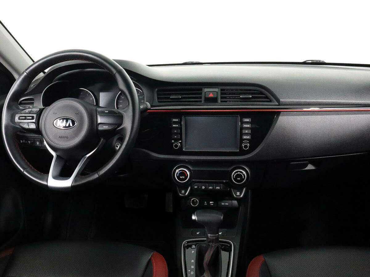 Kia Rio с пробегом — 2020 год. Фото: #9