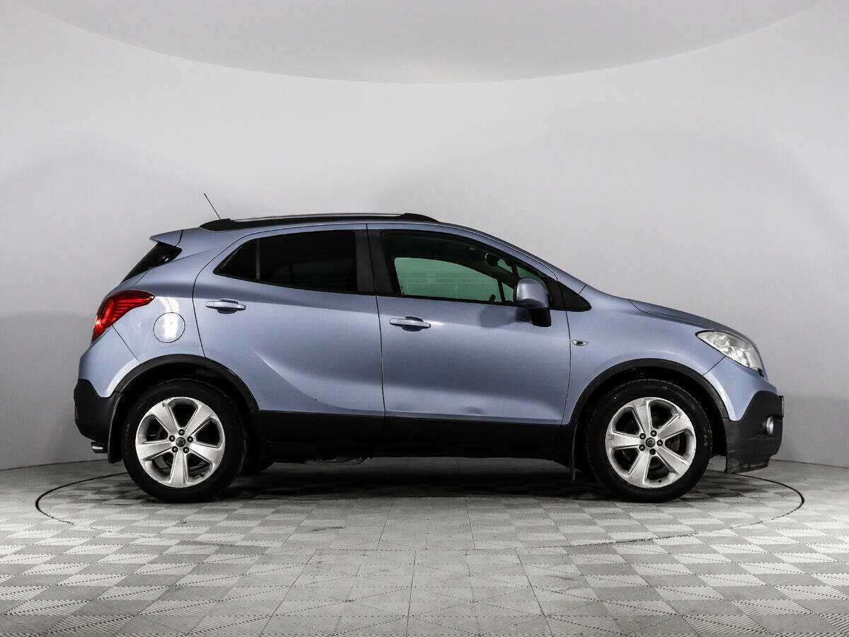 Opel Mokka с пробегом — 2012 год. Фото: #3