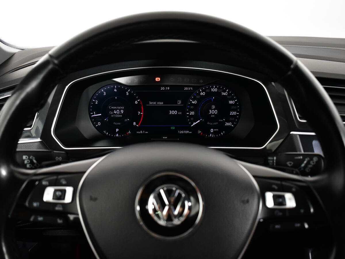Volkswagen Tiguan с пробегом — 2018 год. Фото: #10