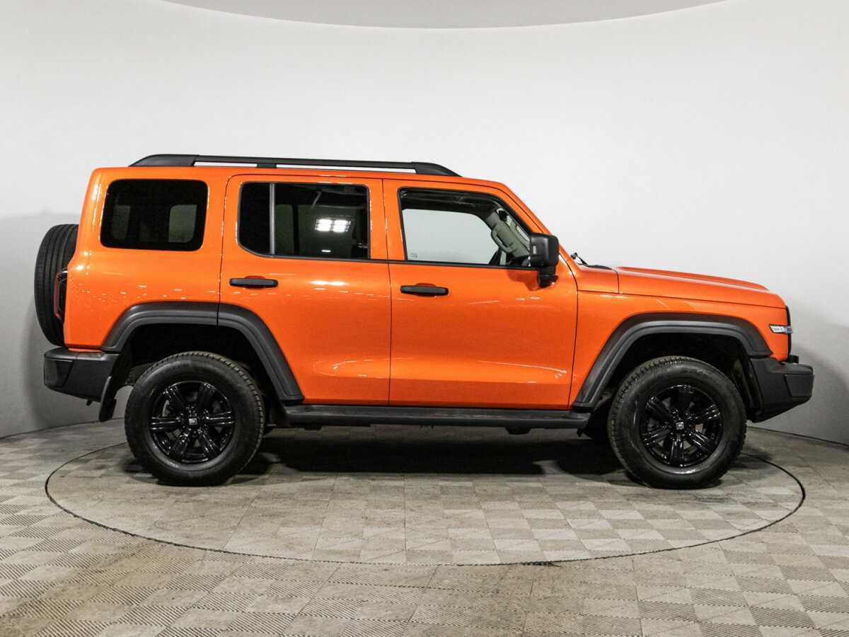 Tank 300 с пробегом — 2022 год. Фото: #3