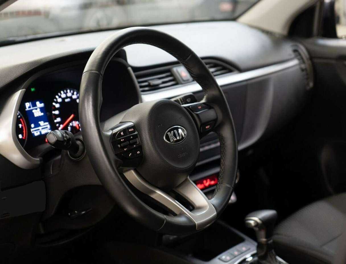 Kia Rio с пробегом — 2021 год. Фото: #4