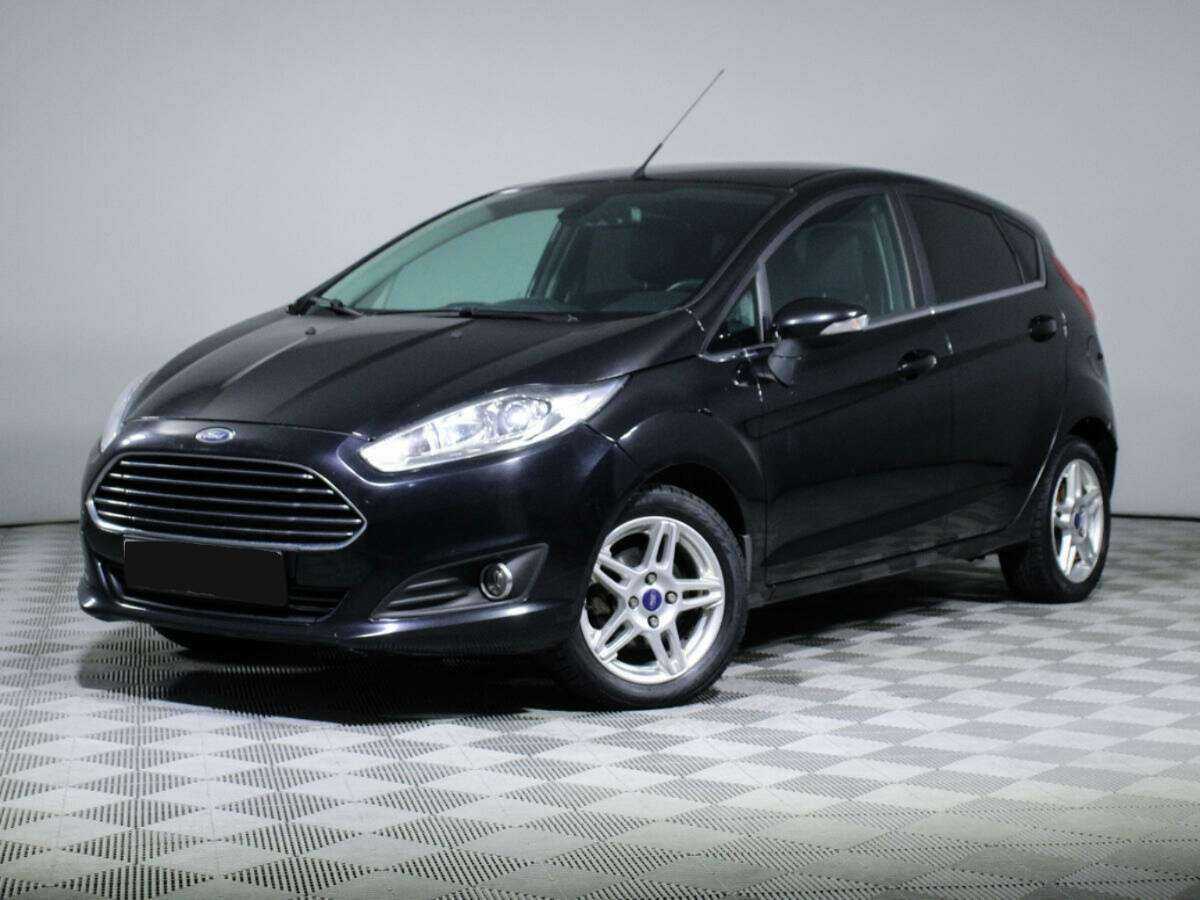 Ford Fiesta с пробегом — 2015 год. Фото: #0