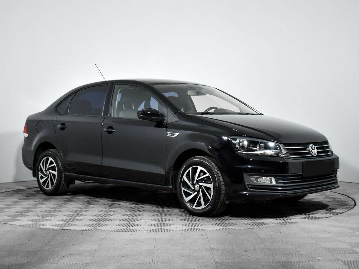 Volkswagen Polo с пробегом — 2018 год. Фото: #2