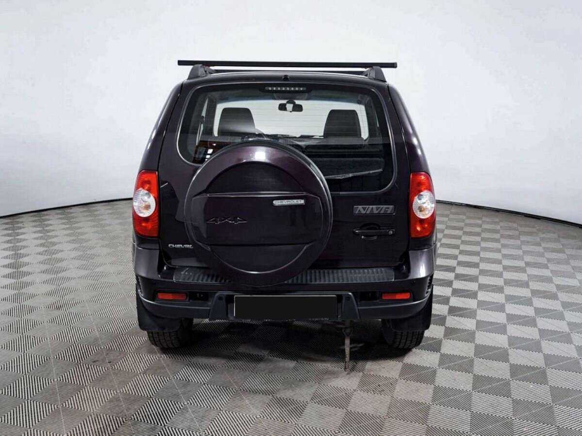 Chevrolet Niva с пробегом — 2016 год. Фото: #5