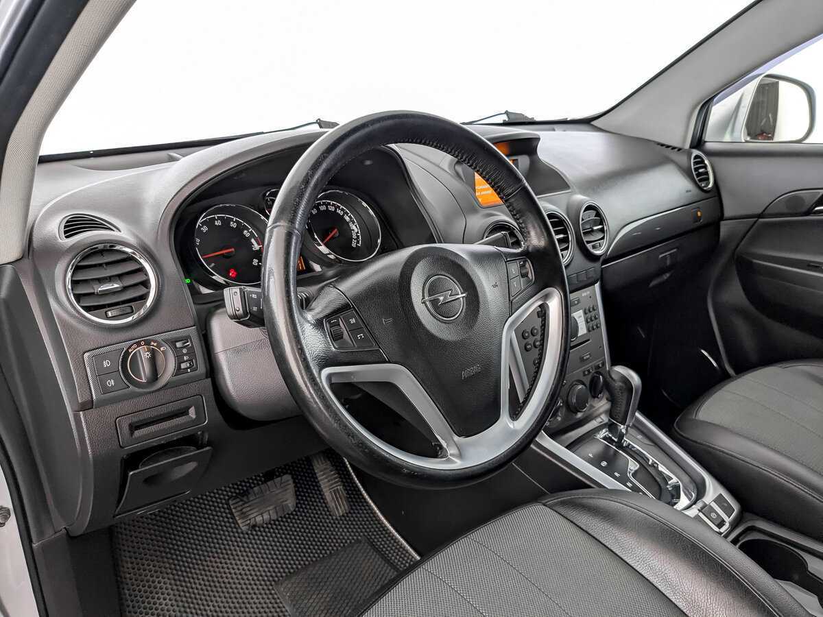 Opel Antara с пробегом — 2012 год. Фото: #15