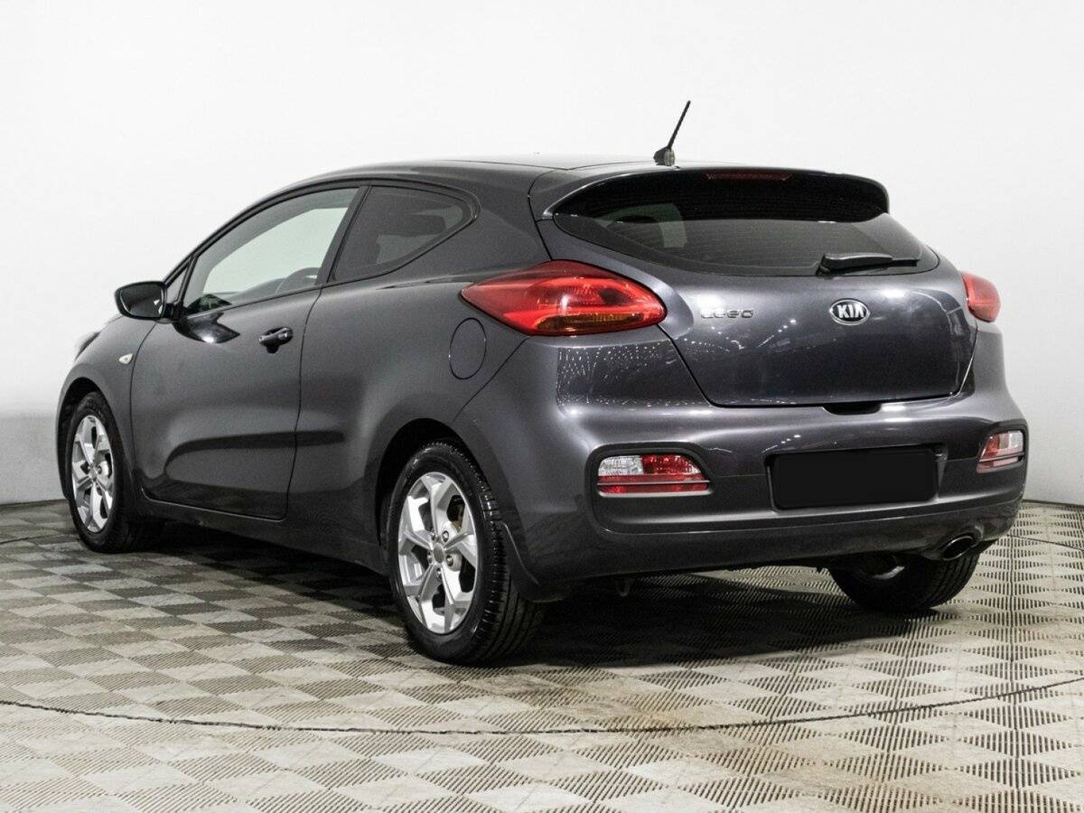 Kia Ceed с пробегом — 2015 год. Фото: #6
