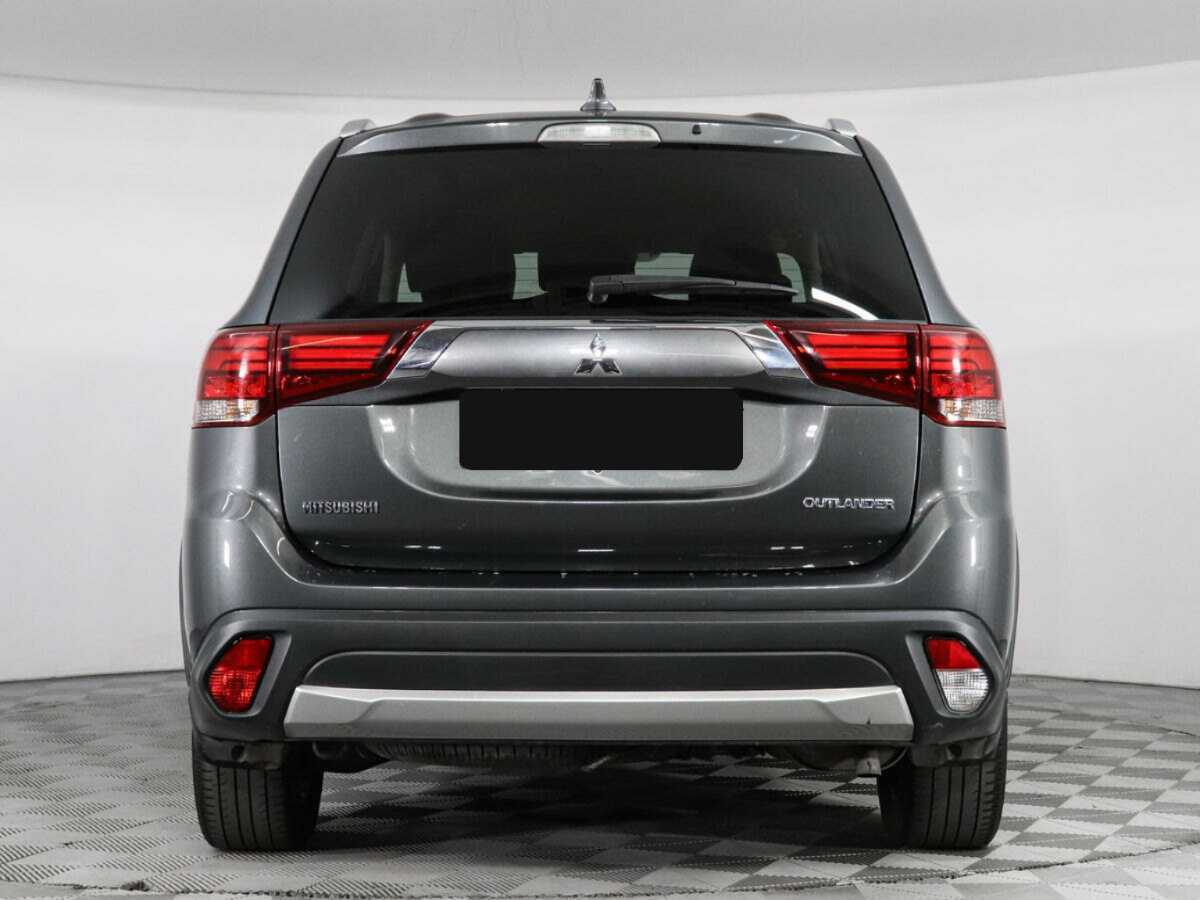 Mitsubishi Outlander с пробегом — 2018 год. Фото: #5