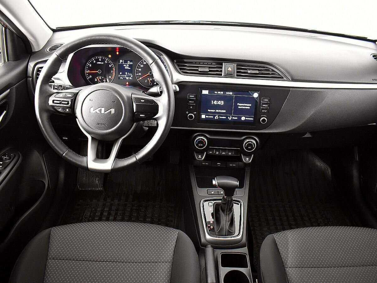 Kia Rio с пробегом — 2022 год. Фото: #10