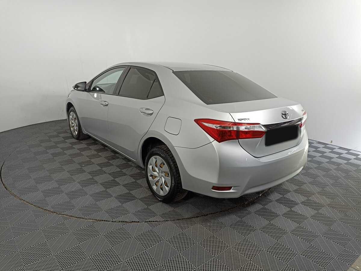 Toyota Corolla с пробегом — 2016 год. Фото: #6