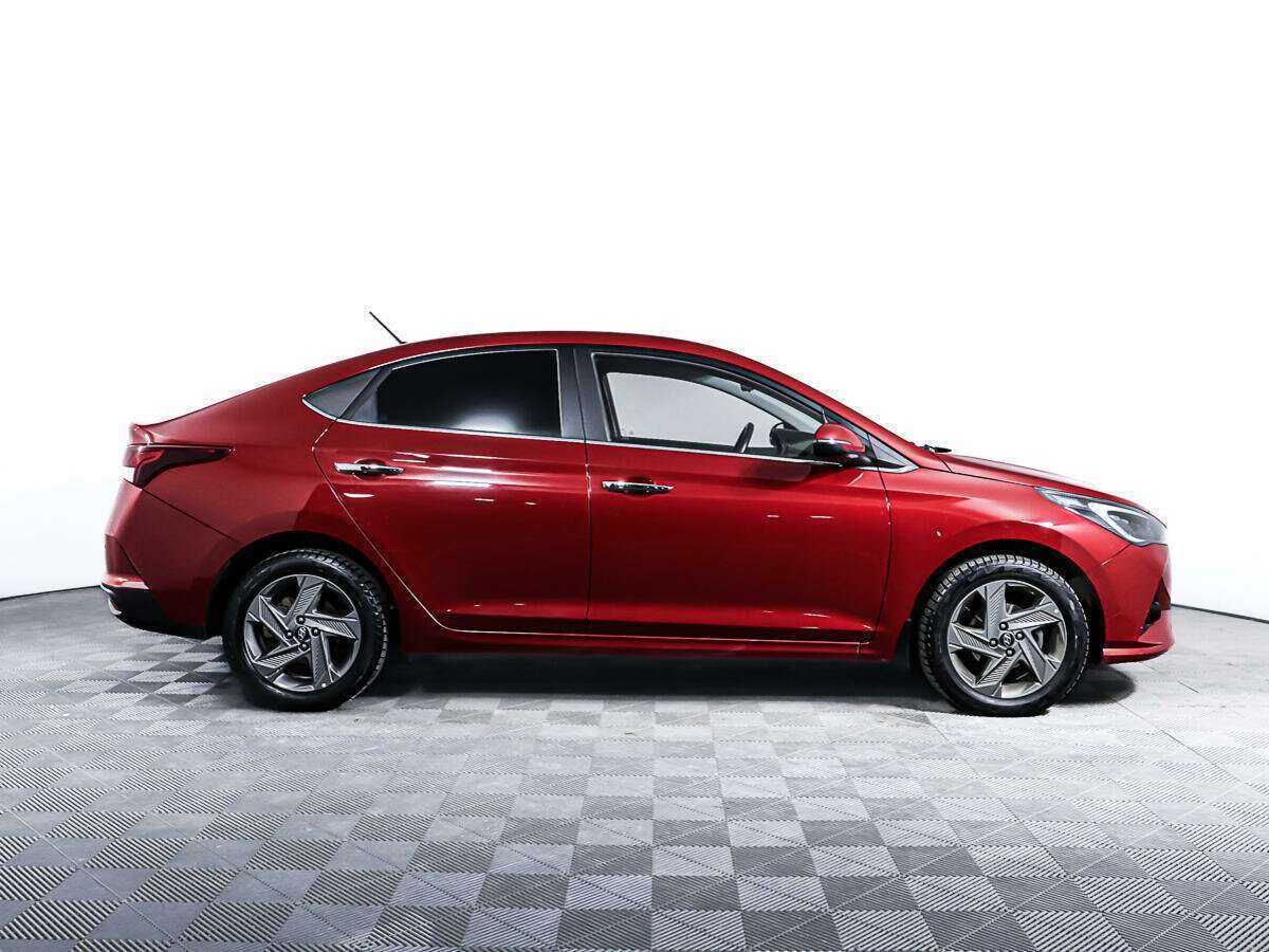 Hyundai Solaris с пробегом — 2020 год. Фото: #3