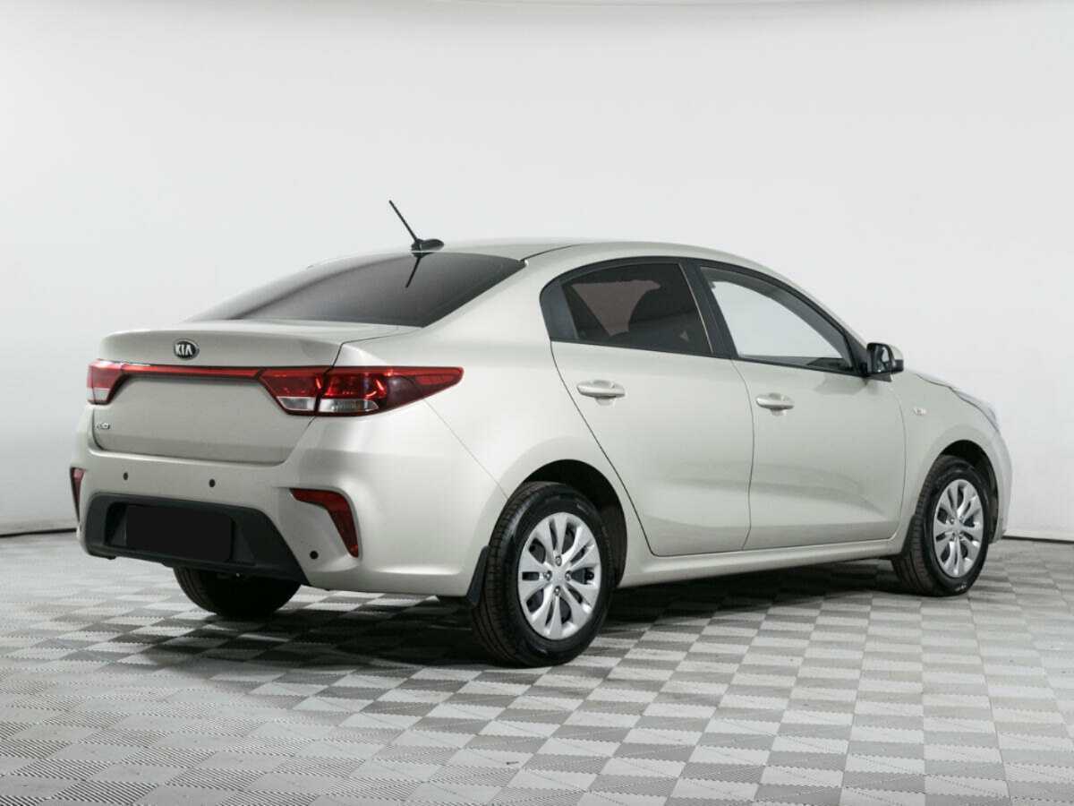 Kia Rio с пробегом — 2017 год. Фото: #4