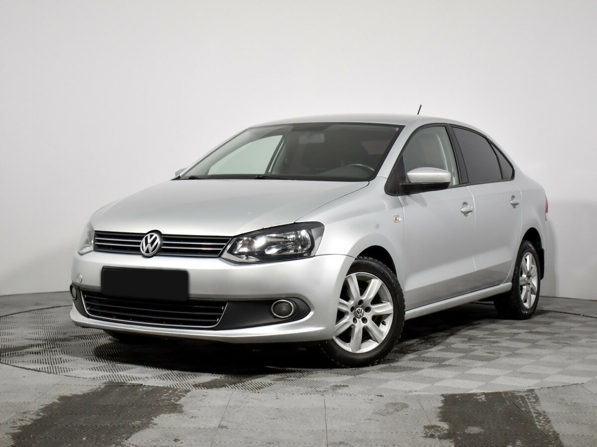 Volkswagen Polo с пробегом — 2015 год. Посмотреть фото