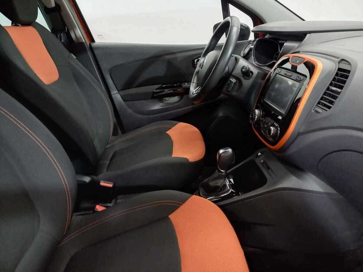 Renault Kaptur с пробегом — 2016 год. Фото: #9