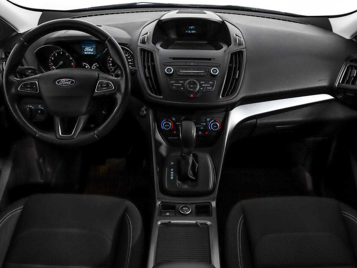 Ford Kuga с пробегом — 2018 год. Фото: #12