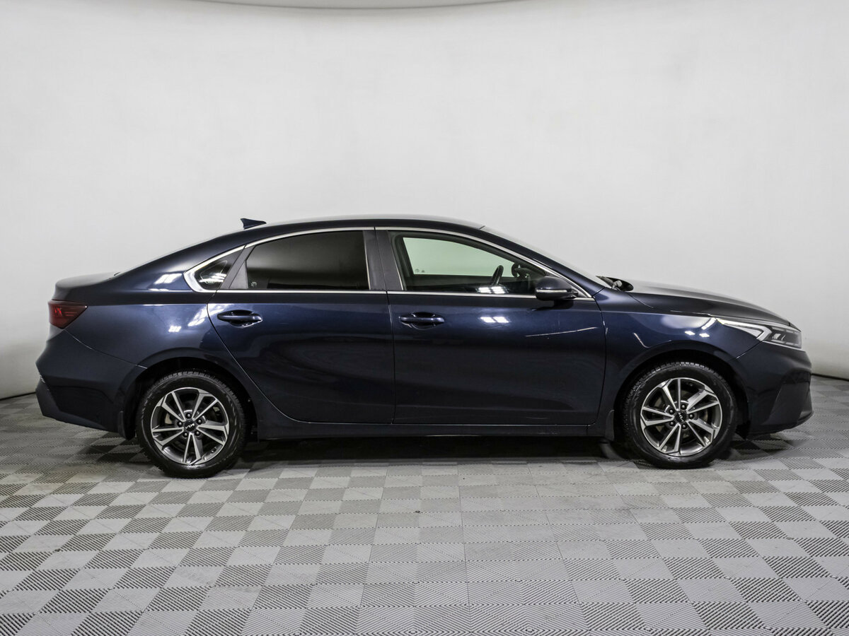 Kia Cerato с пробегом — 2021 год. Фото: #3