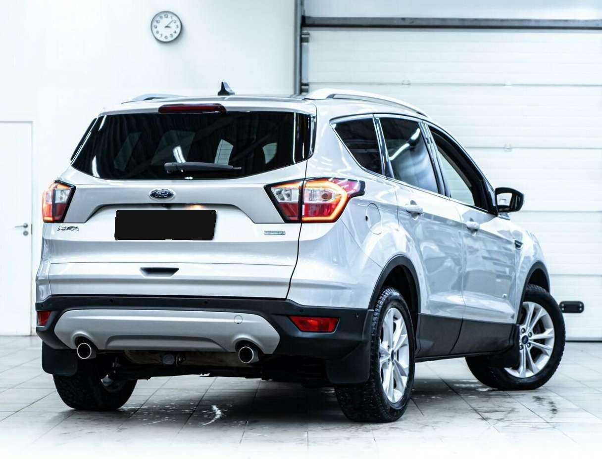 Ford Kuga с пробегом — 2017 год. Фото: #2