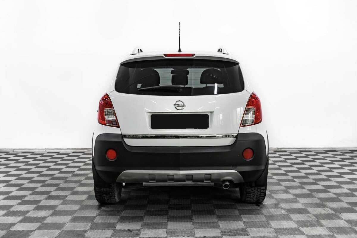 Opel Antara с пробегом — 2015 год. Фото: #4