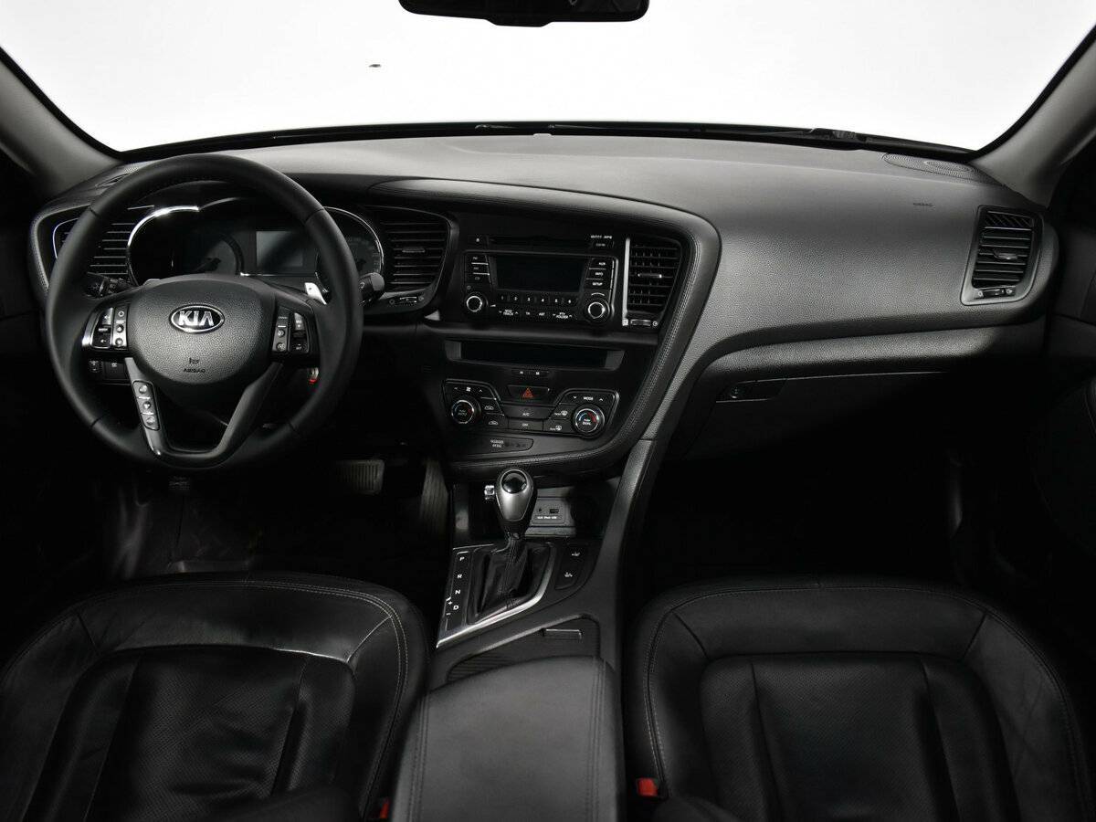 Kia Optima с пробегом — 2013 год. Фото: #10