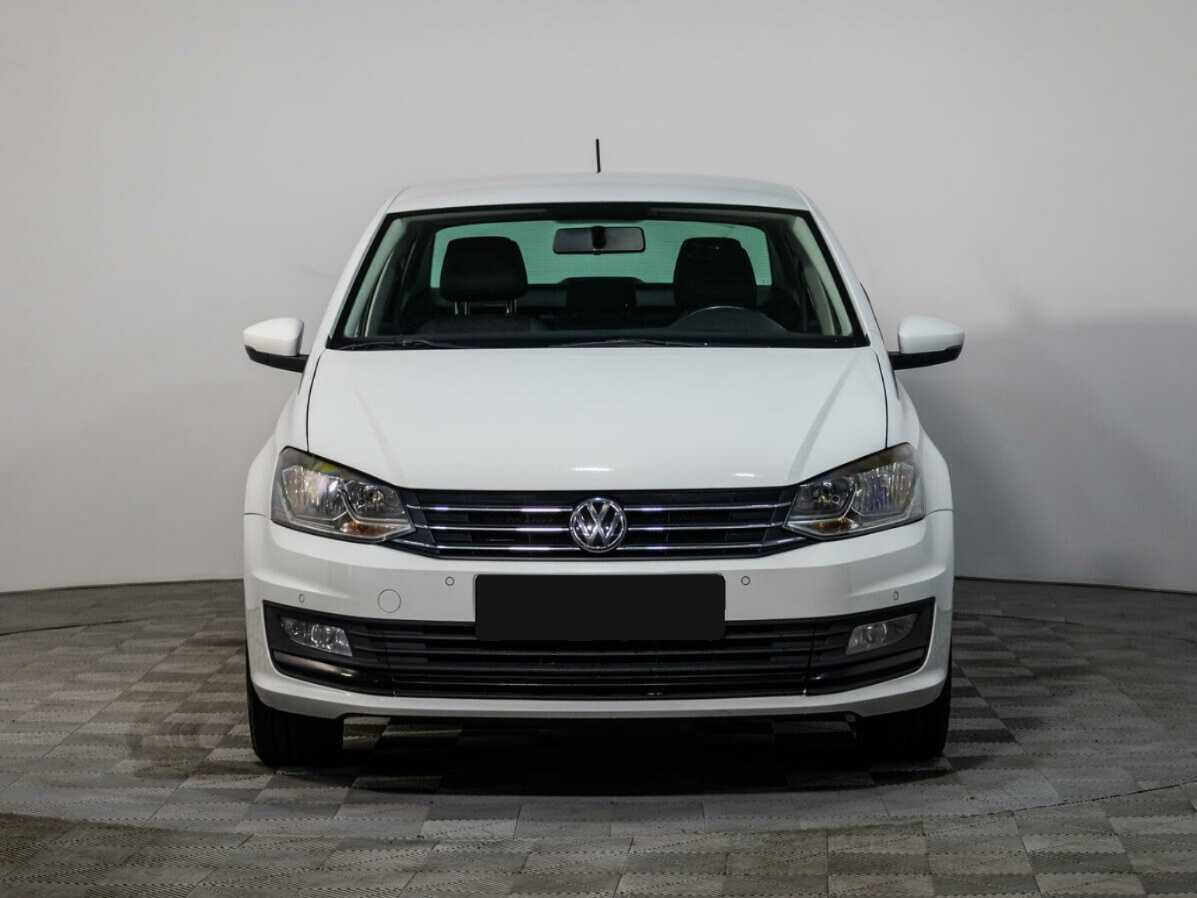 Volkswagen Polo с пробегом — 2018 год. Фото: #0