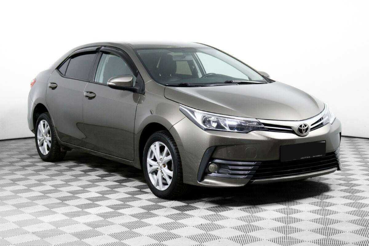 Toyota Corolla с пробегом — 2017 год. Фото: #2