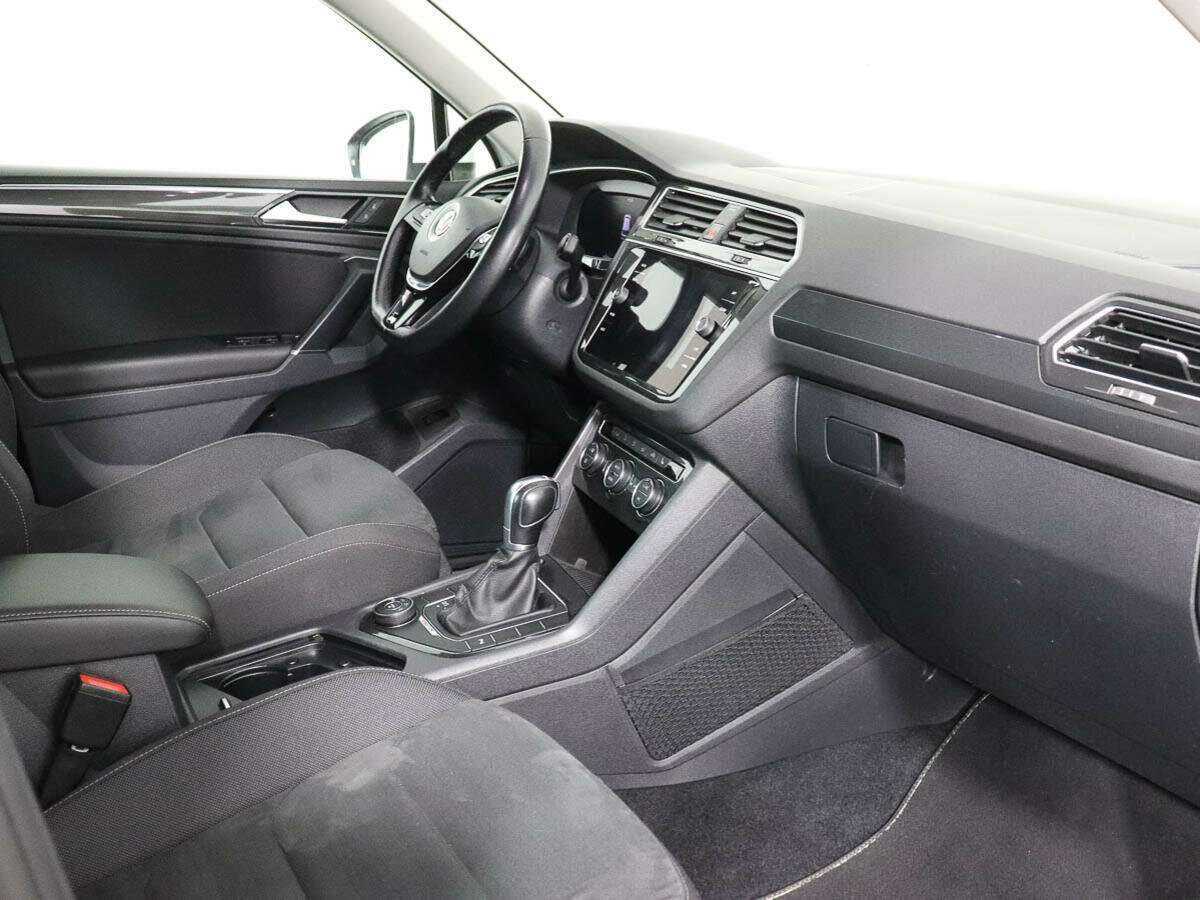 Volkswagen Tiguan с пробегом — 2017 год. Фото: #6
