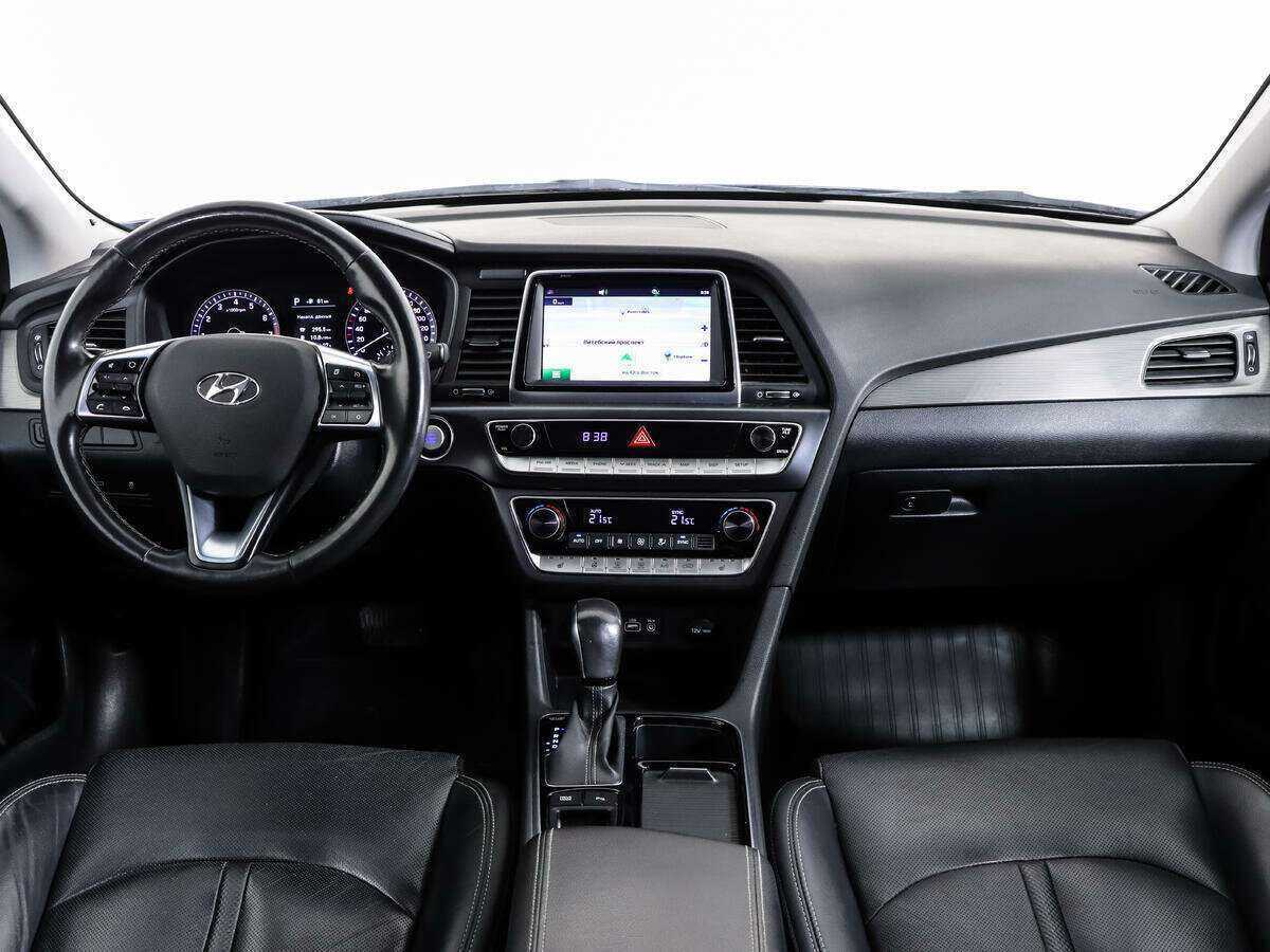 Hyundai Sonata с пробегом — 2017 год. Фото: #9