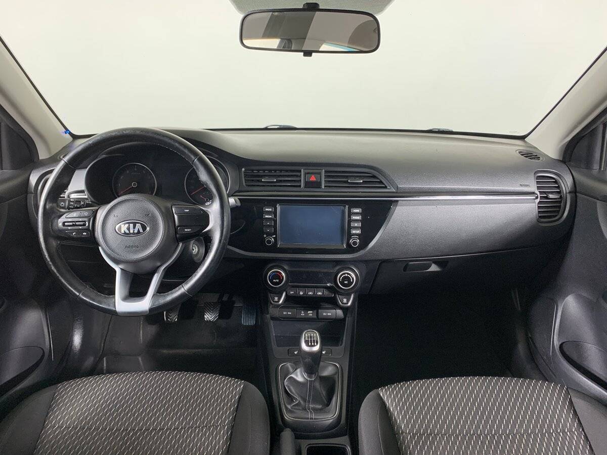 Kia Rio с пробегом — 2018 год. Фото: #11