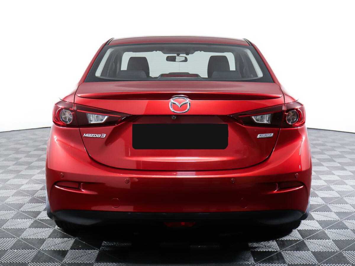 Mazda 3 с пробегом — 2018 год. Фото: #5