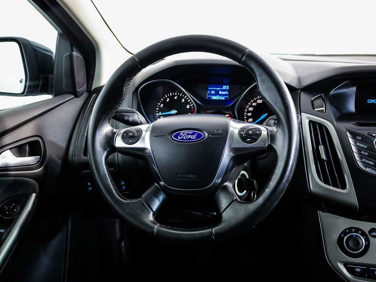 Ford Focus с пробегом — 2013 год. Фото: #9