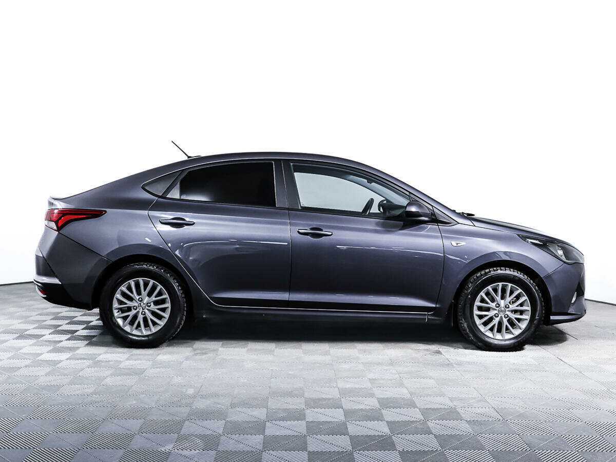 Hyundai Solaris с пробегом — 2021 год. Фото: #3