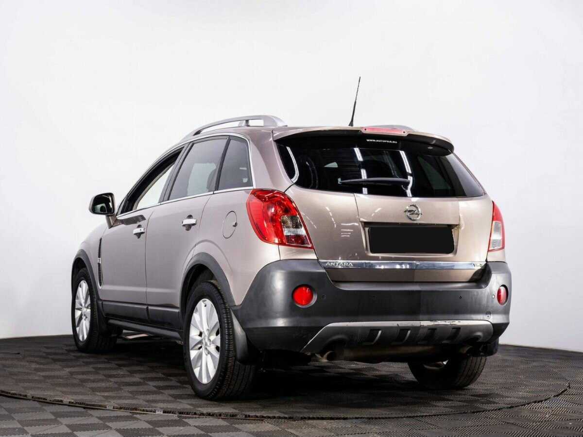 Opel Antara с пробегом — 2014 год. Фото: #3