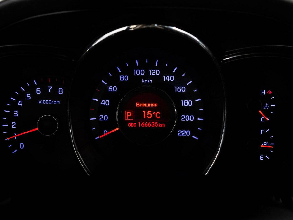 Kia Rio с пробегом — 2014 год. Фото: #17