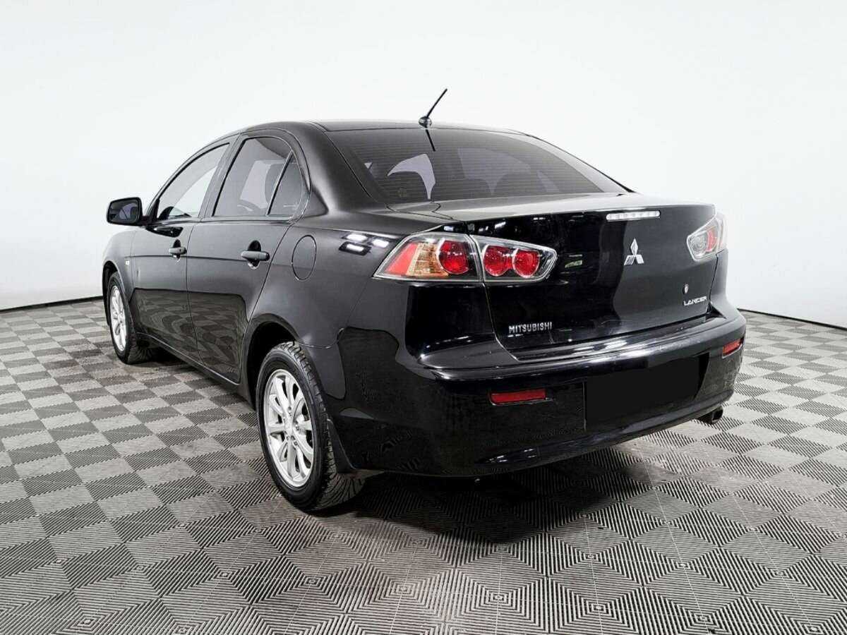 Mitsubishi Lancer с пробегом — 2012 год. Фото: #6