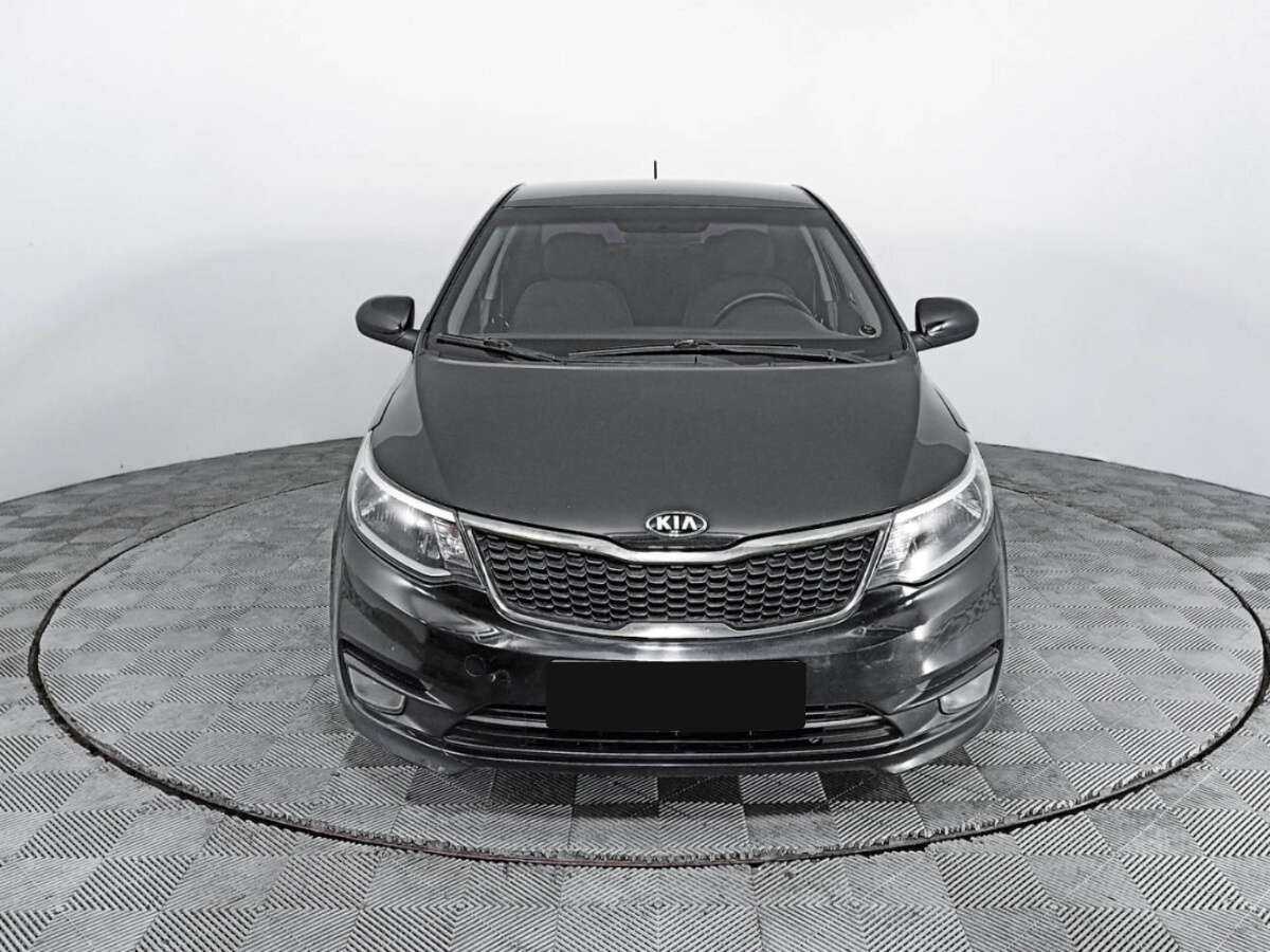 Kia Rio с пробегом — 2017 год. Фото: #1