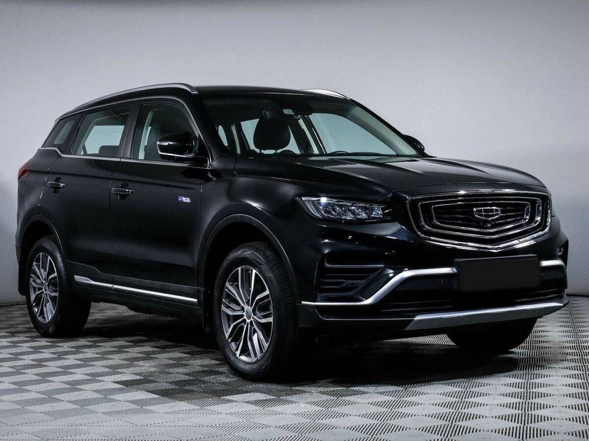 Geely Atlas Pro с пробегом — 2024 год. Фото: #2