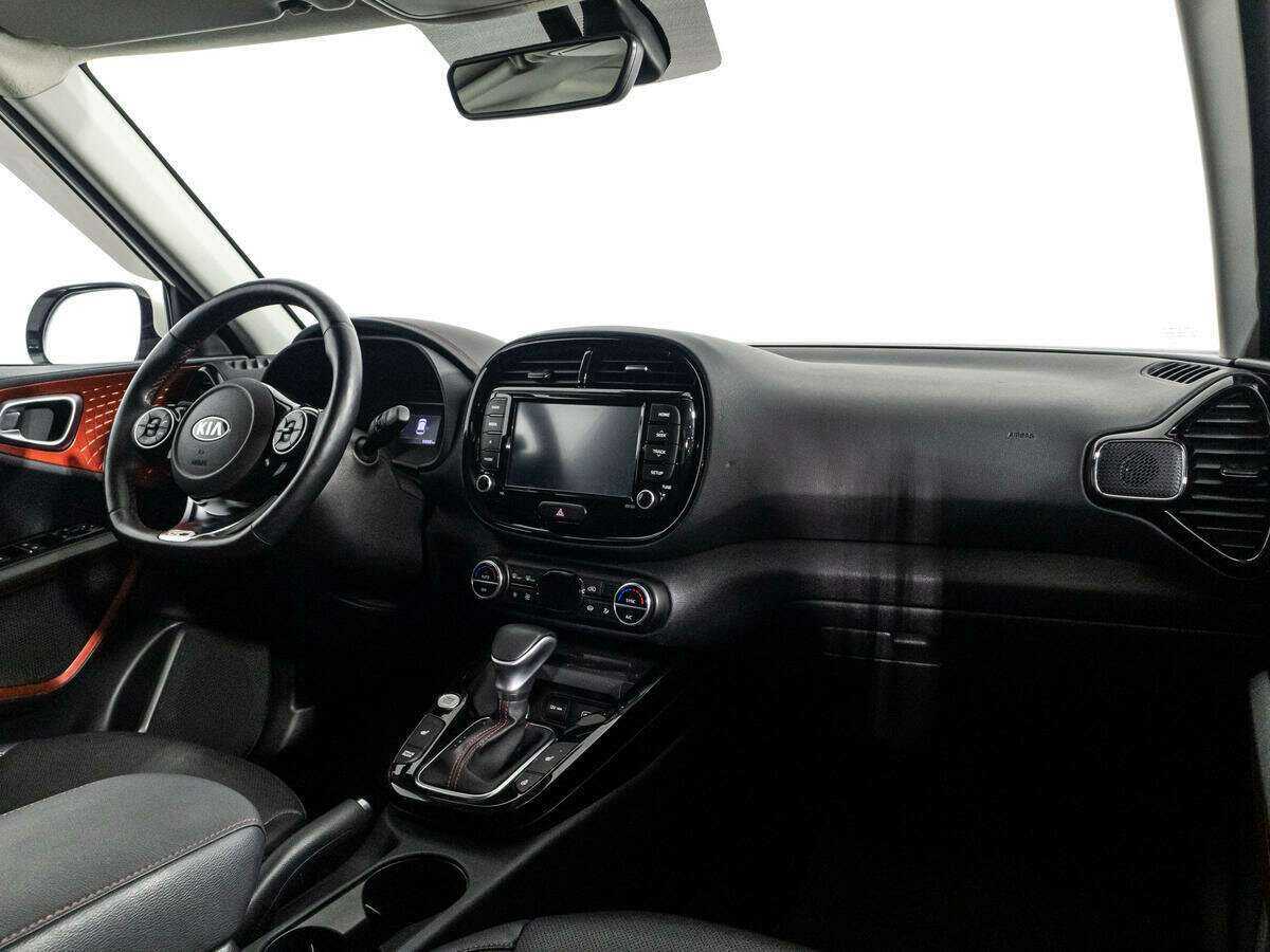 Kia Soul с пробегом — 2021 год. Фото: #6