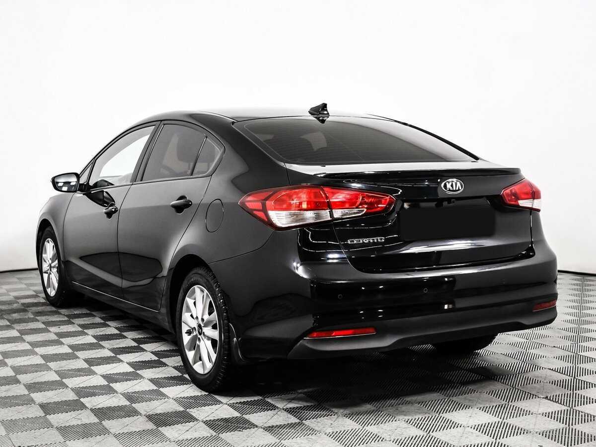 Kia Cerato с пробегом — 2017 год. Фото: #6