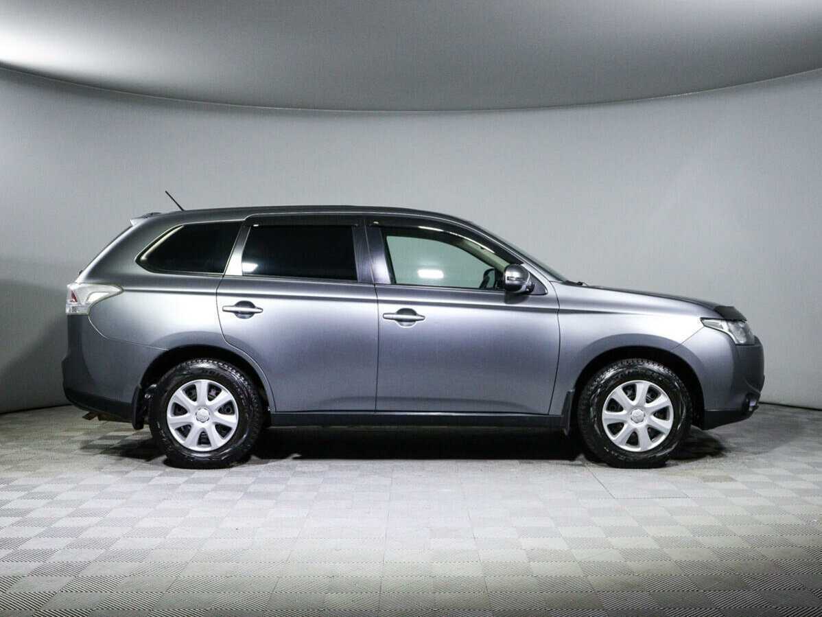 Mitsubishi Outlander с пробегом — 2013 год. Фото: #3