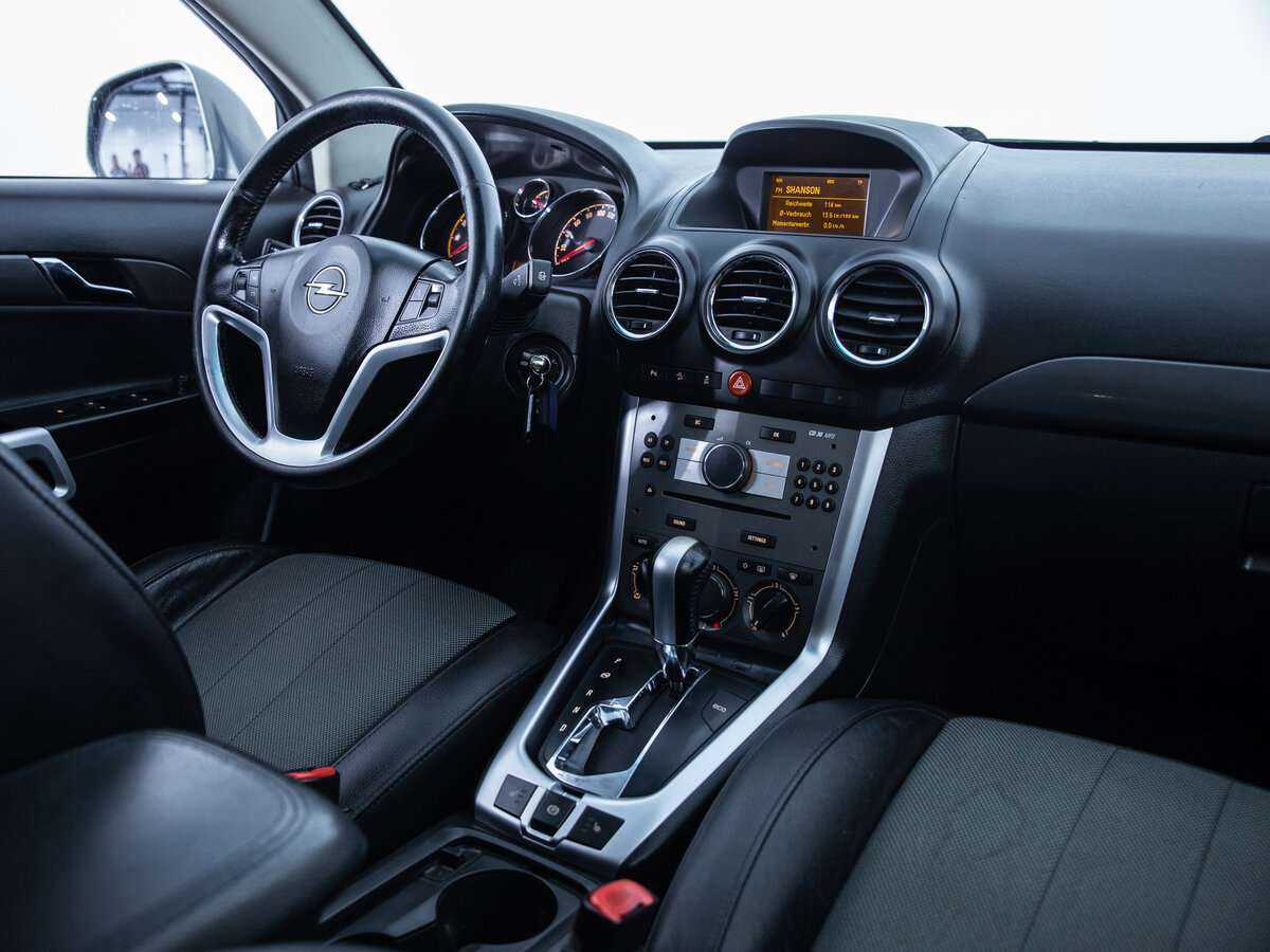 Opel Antara с пробегом — 2012 год. Фото: #6