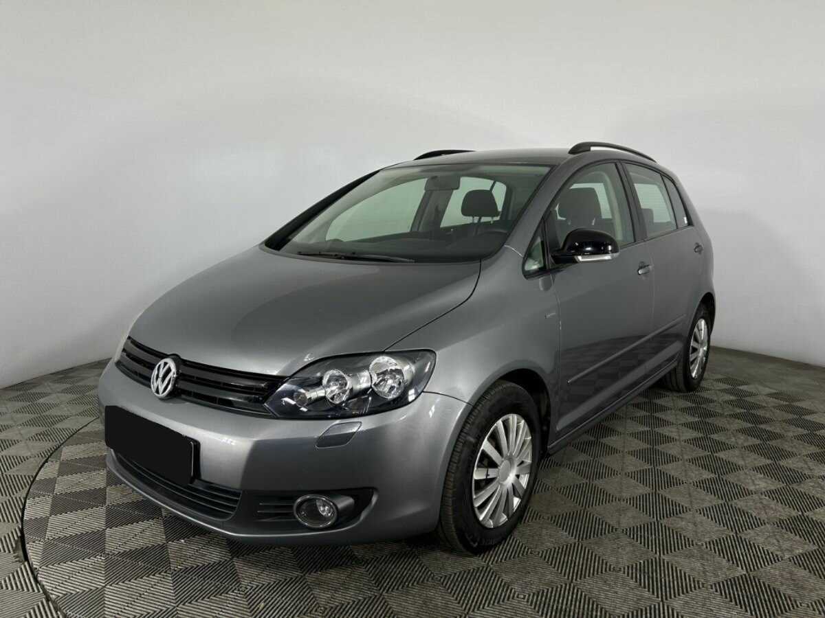 Volkswagen Golf Plus с пробегом — 2012 год. Посмотреть фото