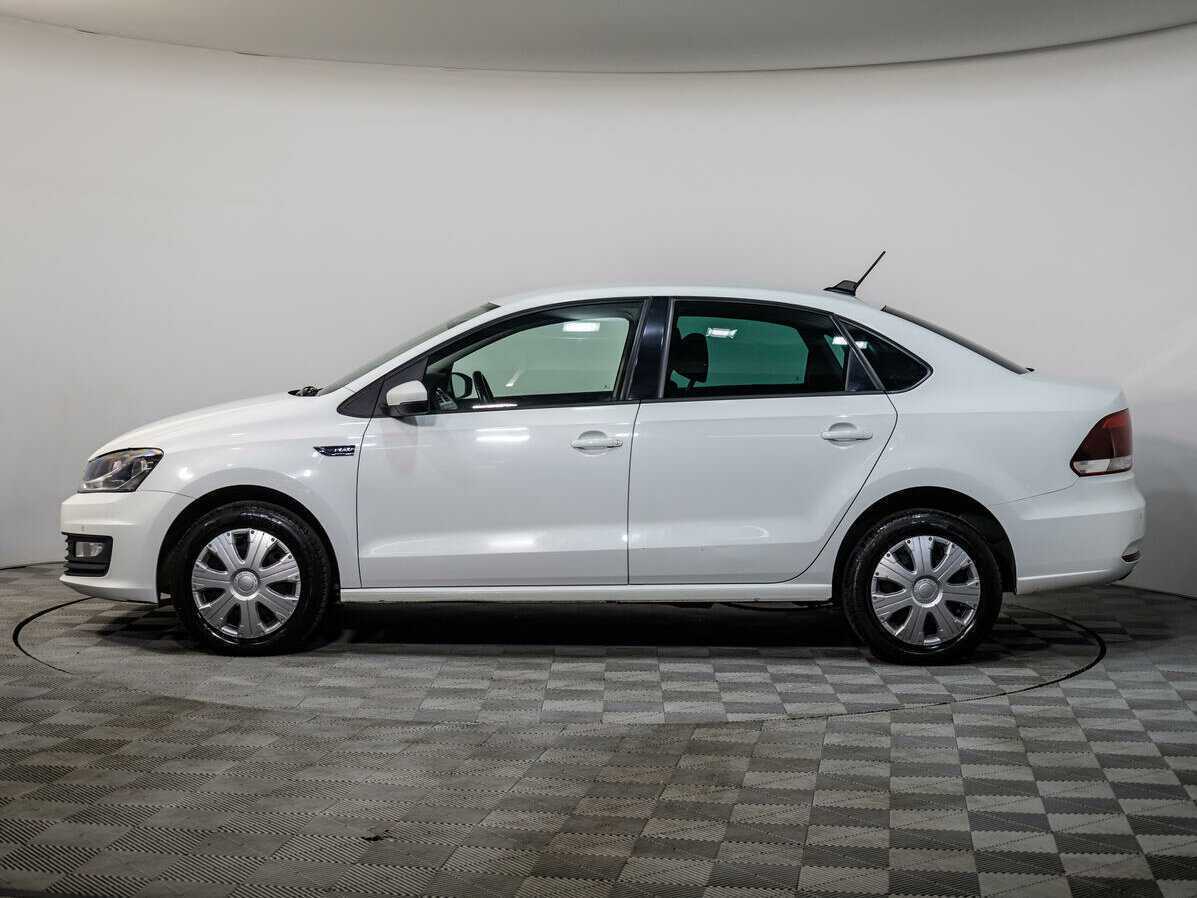 Volkswagen Polo с пробегом — 2018 год. Фото: #6