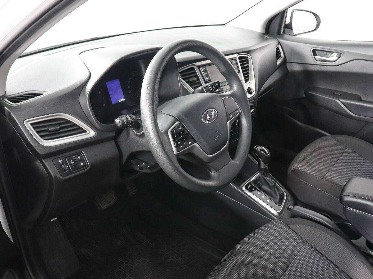Hyundai Solaris с пробегом — 2021 год. Фото: #7