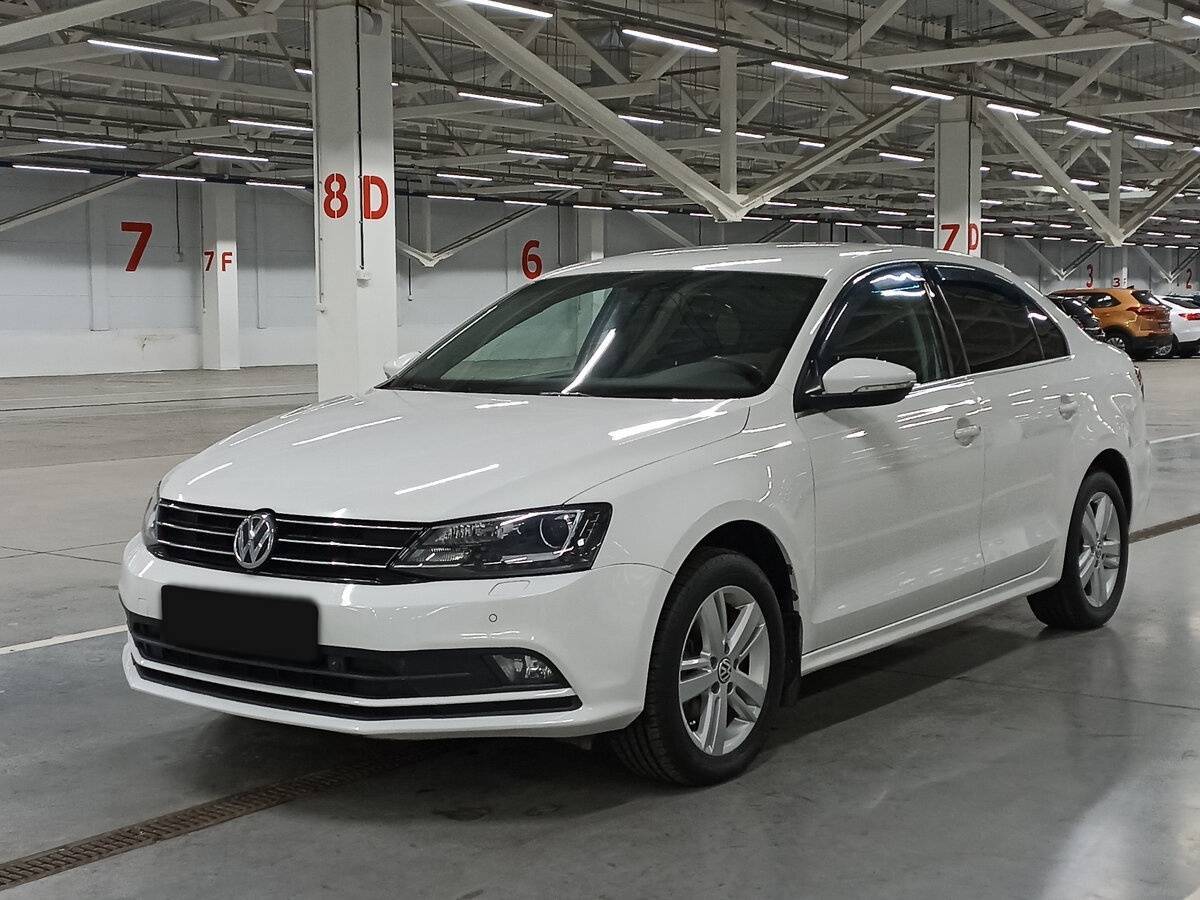 Volkswagen Jetta с пробегом — 2015 год. Посмотреть фото